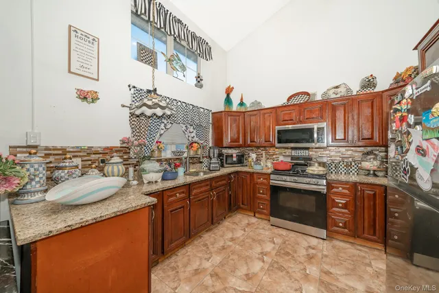 $465,000 | 5 Northwood Boulevard, Central Islip, NY 11722