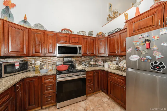 $465,000 | 5 Northwood Boulevard, Central Islip, NY 11722