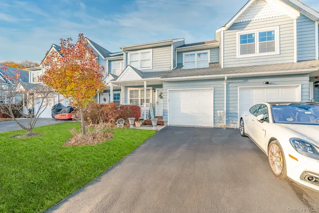 $465,000 | 5 Northwood Boulevard, Central Islip, NY 11722