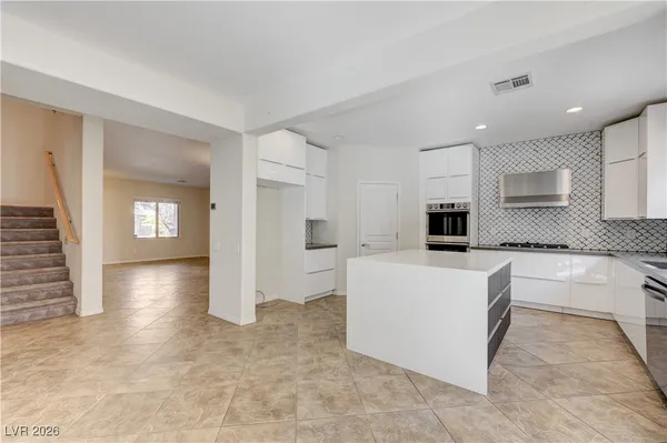 $679,000 | 2173 De Narvik Drive, Henderson, NV 89044