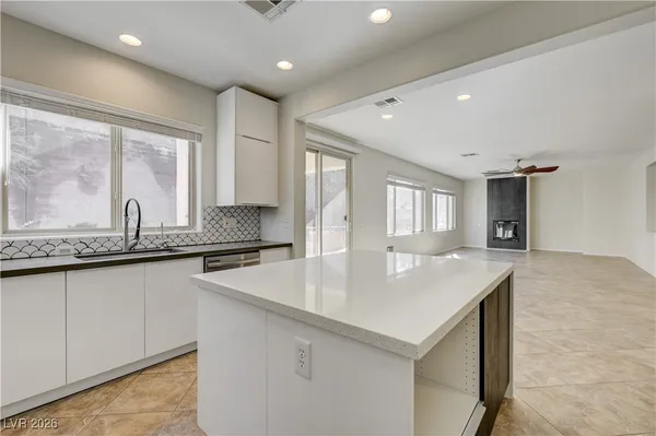 $679,000 | 2173 De Narvik Drive, Henderson, NV 89044