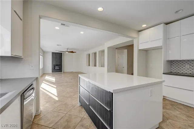 $734,999 | 2173 De Narvik Drive, Henderson, NV 89044