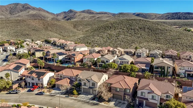 $734,999 | 2173 De Narvik Drive, Henderson, NV 89044