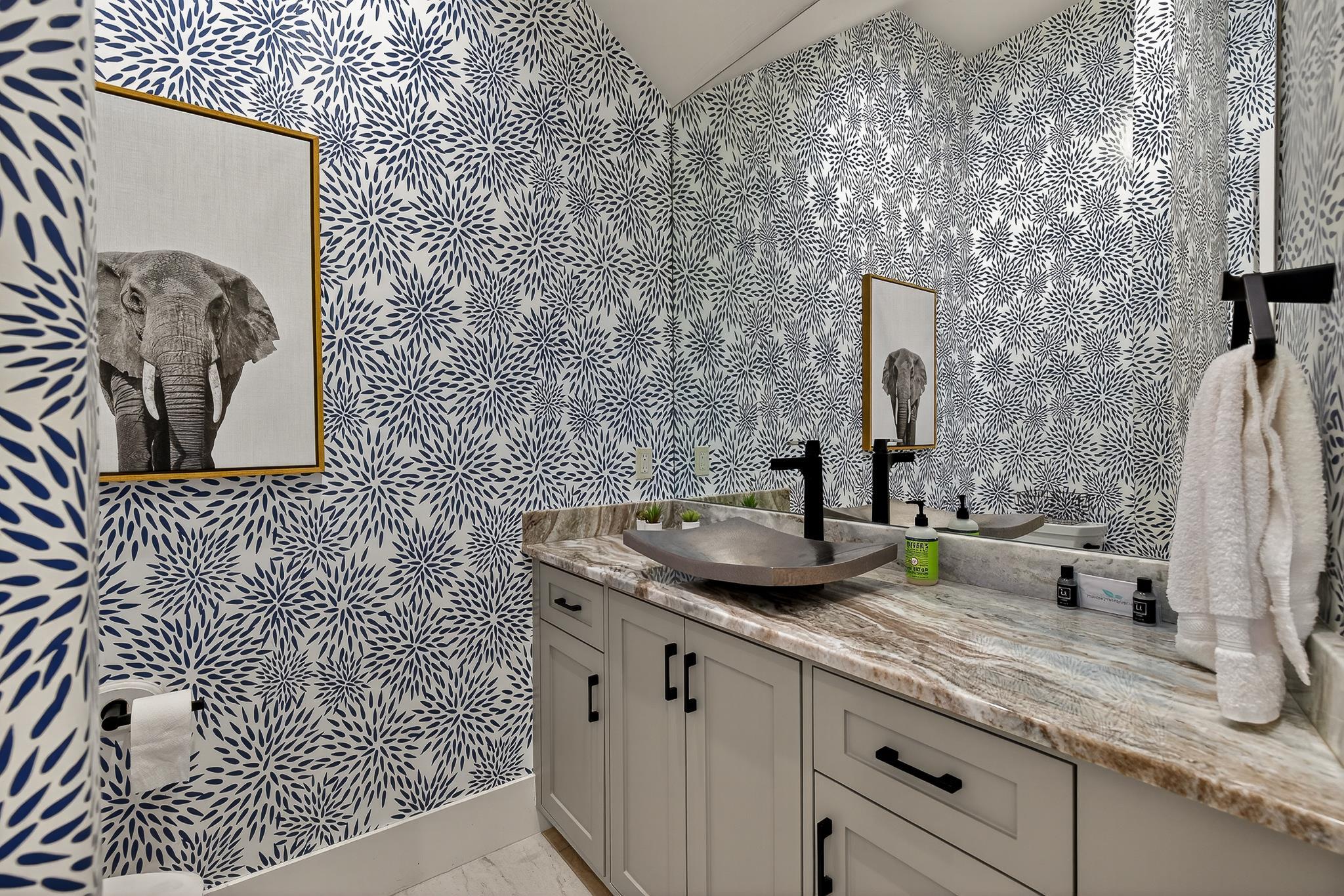 901 Sunray Horseshoe Bay, TX 78657 - Photo 13 of 30