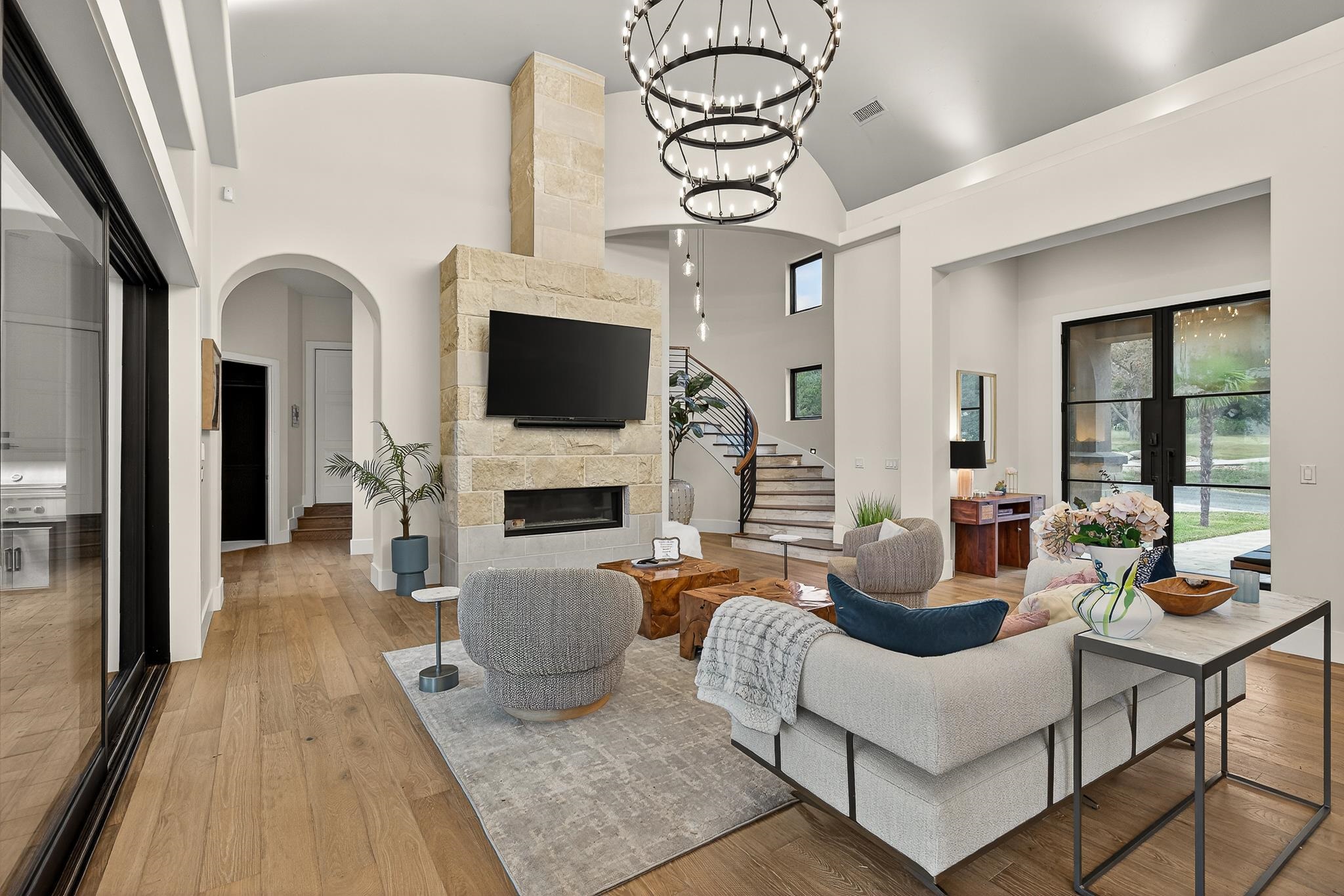 901 Sunray Horseshoe Bay, TX 78657 - Photo 4 of 30