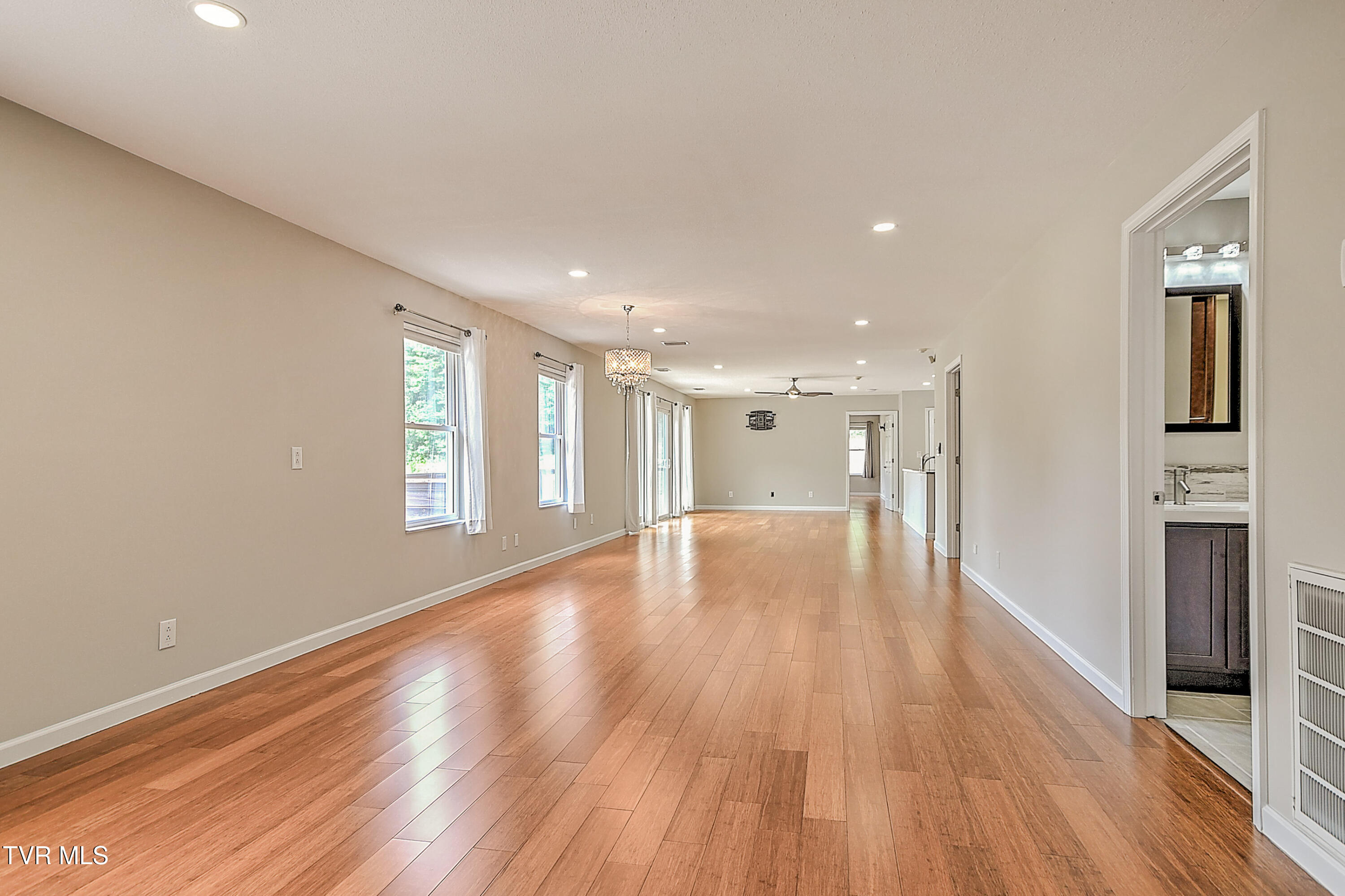 4125 Pine Orchard Road Butler, TN 37640 - Photo 15 of 86 4125 Pine Orchard LC-36