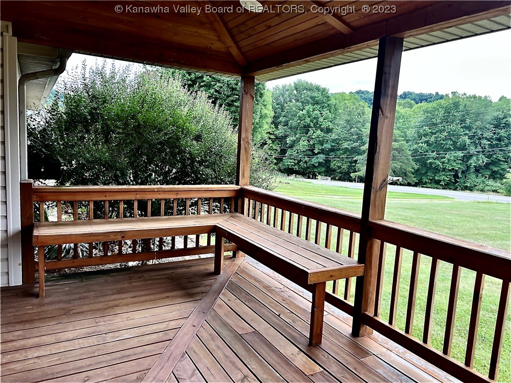 7691 Sandhill Road Point Pleasant, WV 25550 - Photo 8 of 31 Gallery Image 8
