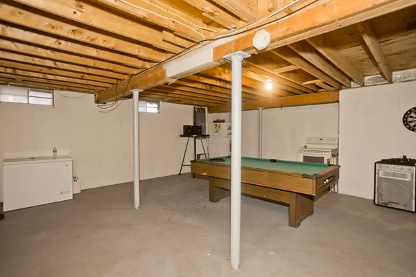 $279,900 | 93 Pendleton Avenue, Springfield, MA 01109