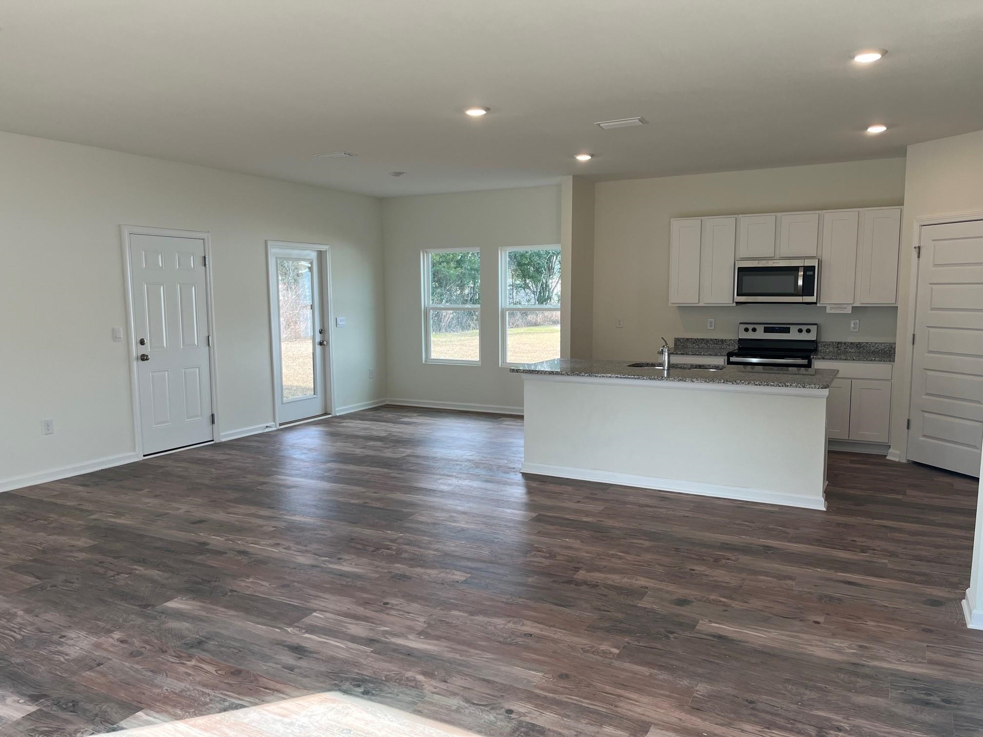 24043 Veranda Circle Elberta, AL 36530 - Photo 7 of 20