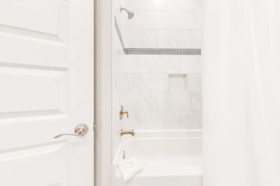 106 York Ln Inlet Beach, Unit A Inlet Beach, FL 32461 - Photo 15 of 28 a bathroom with a shower