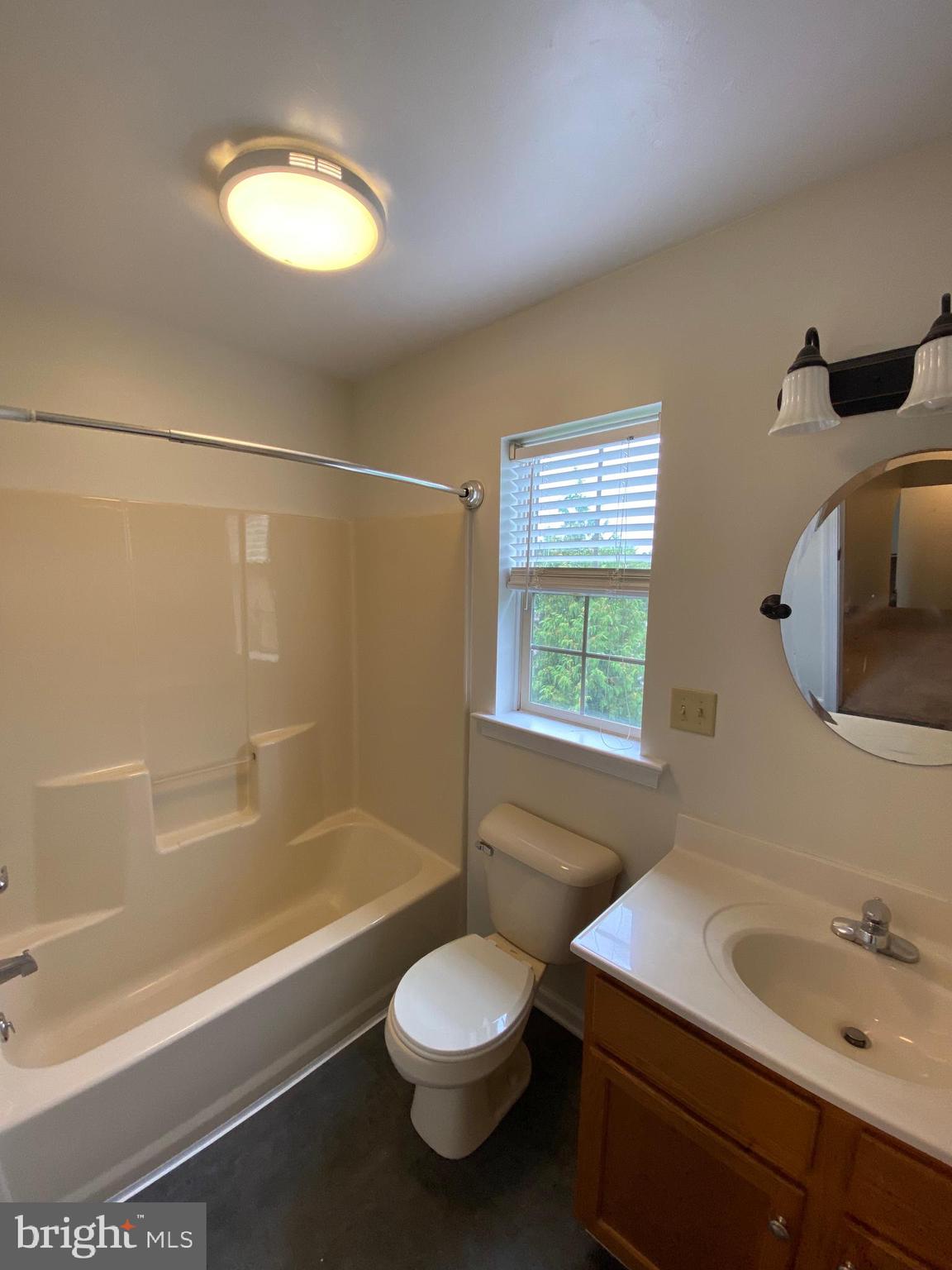 33 East 3rd Avenue Spring Grove, PA 17362 - Photo 25 of 28