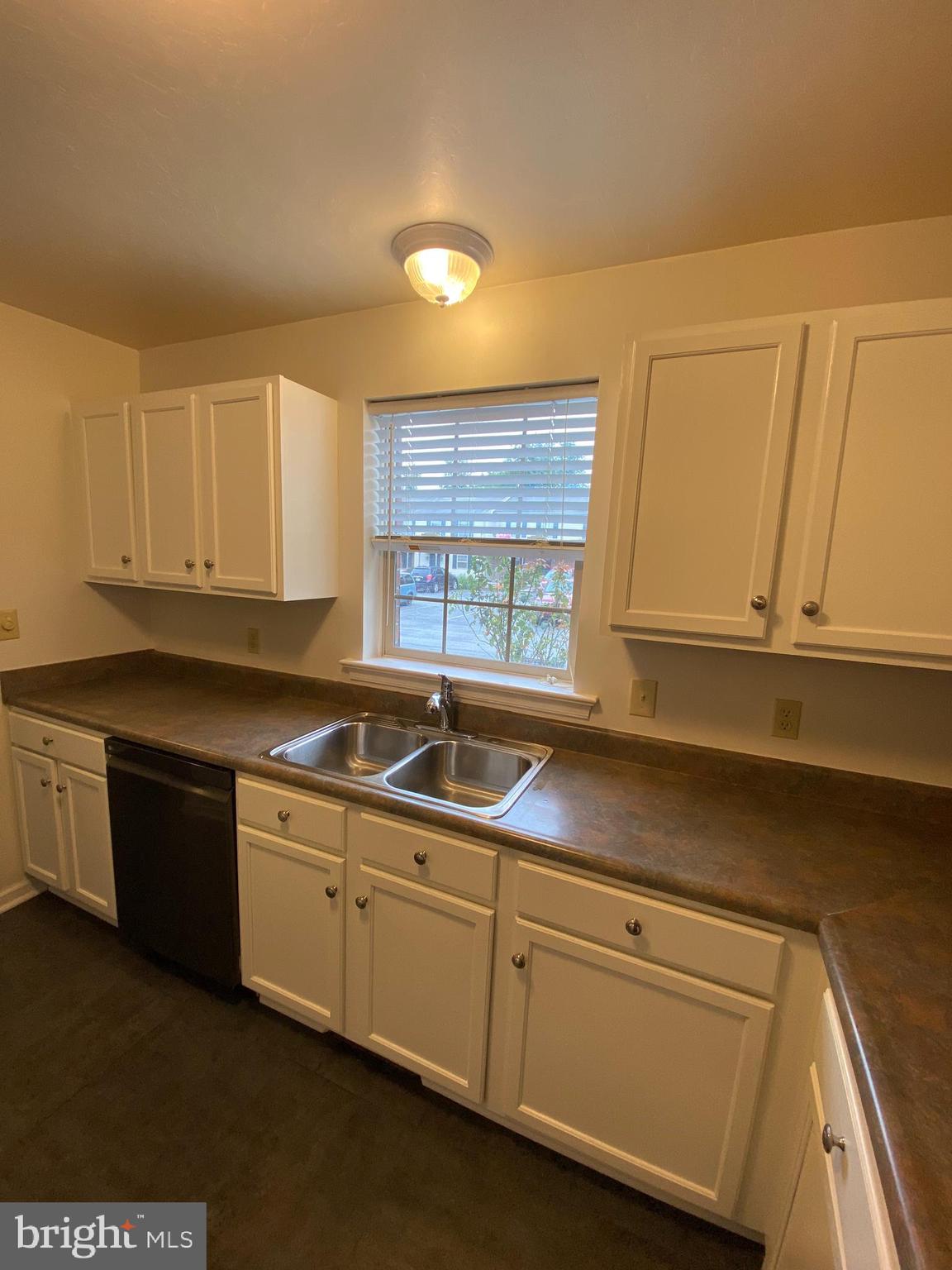33 East 3rd Avenue Spring Grove, PA 17362 - Photo 8 of 28