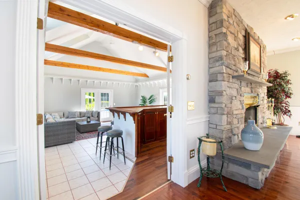$964,999 | 172 B Annabessacook Road, Winthrop, ME 04364
