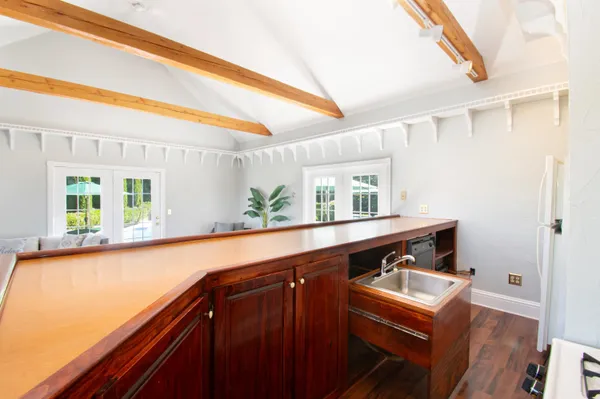 $964,999 | 172 B Annabessacook Road, Winthrop, ME 04364