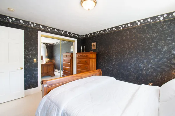 $964,999 | 172 B Annabessacook Road, Winthrop, ME 04364