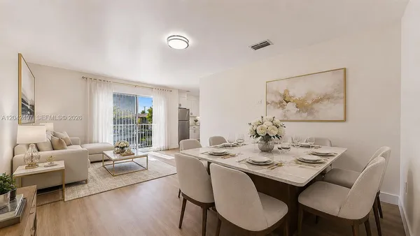 $3,100 | 1670 West 42nd Street, Unit 1672, Hialeah, FL 33012