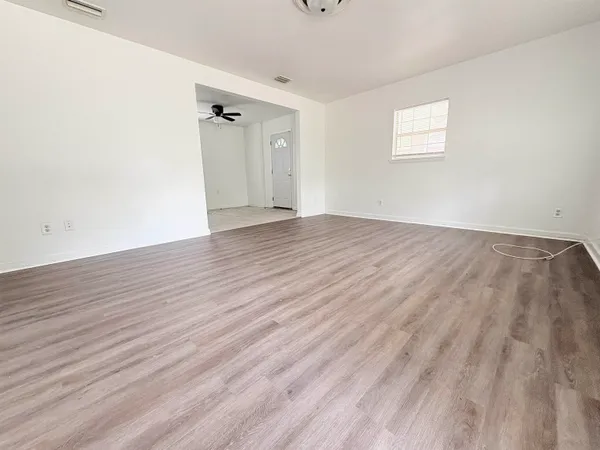 $1,550 | 809 Briandav Street, Tallahassee, FL 32305