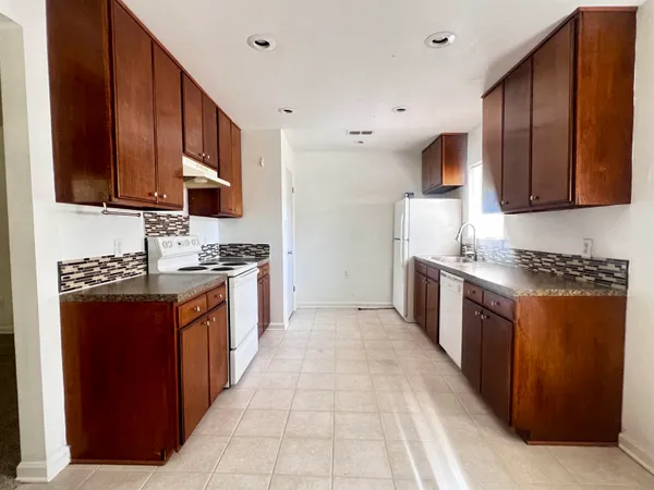 $1,550 | 809 Briandav Street, Tallahassee, FL 32305