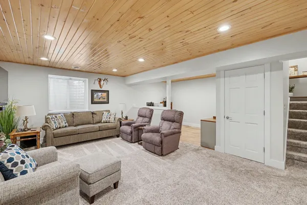 $437,000 | 5193 Grand River Circle, Jackson, MI 49201