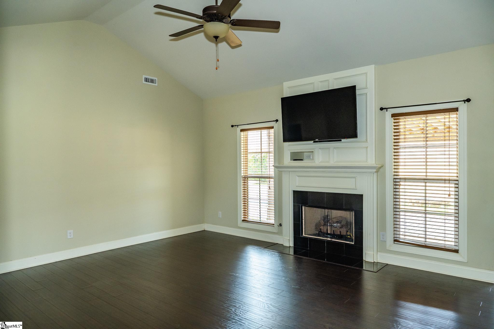 8 Azure Lane Greer, SC 29651 - Photo 5 of 14