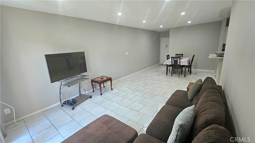 17900 Sherman Way, Unit 226 Reseda, CA 91335 - Photo 11 of 37