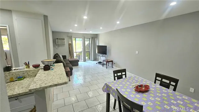 $309,900 | 17900 Sherman Way, Unit 226, Reseda, CA 91335