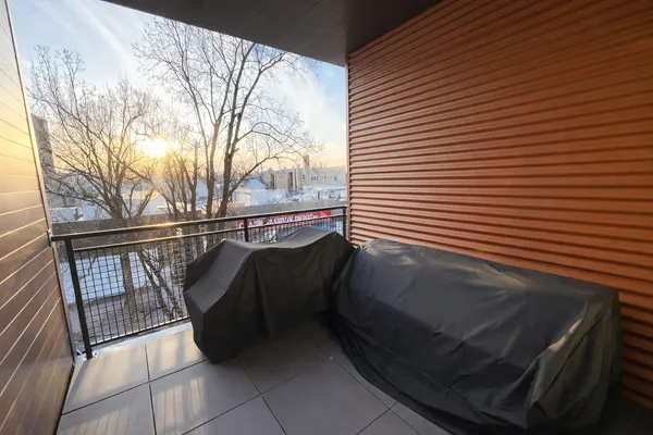 $2,280 | 4513 North Clark Street, Unit 304, Chicago, IL 60640