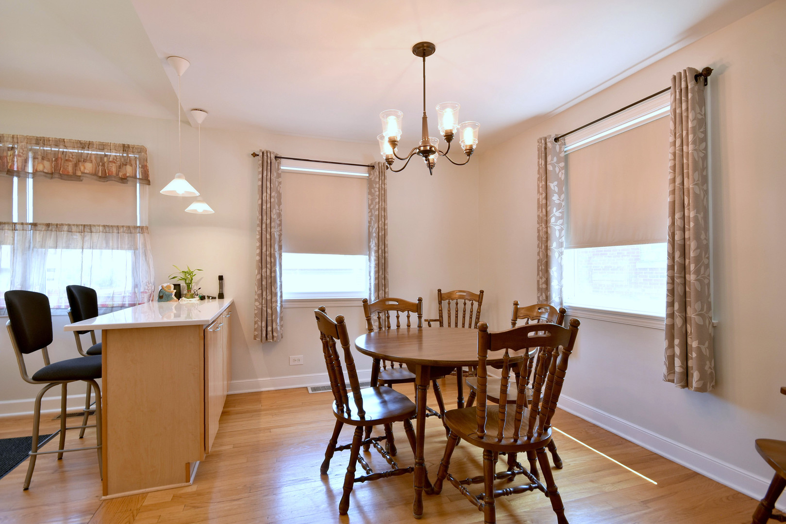 2323 South 4th Avenue North Riverside, IL 60546 - Photo 13 of 35 Gallery Image 13