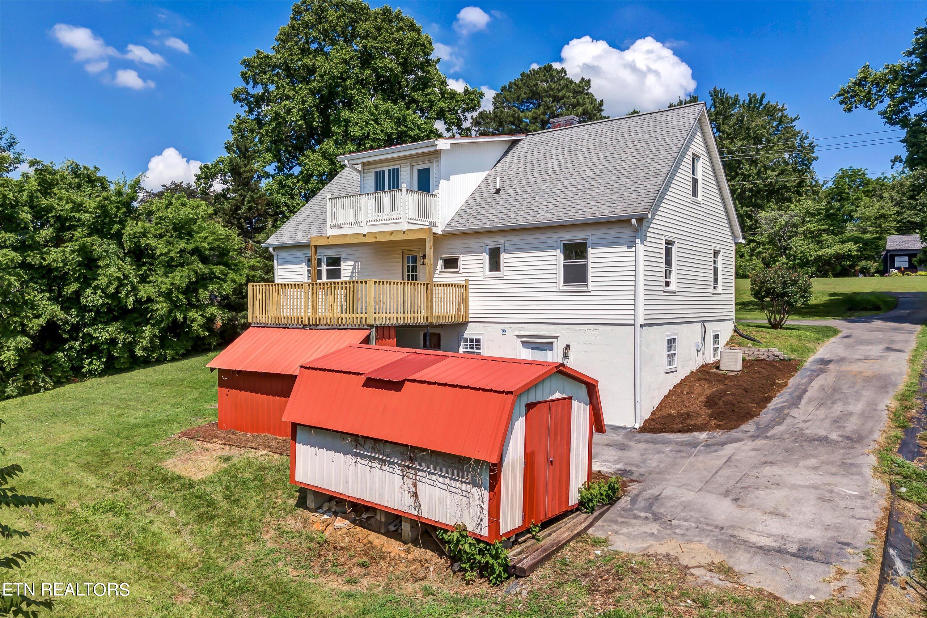 3610 Buffat Mill Road Knoxville, TN 37914 - Photo 27 of 31 Back Of House