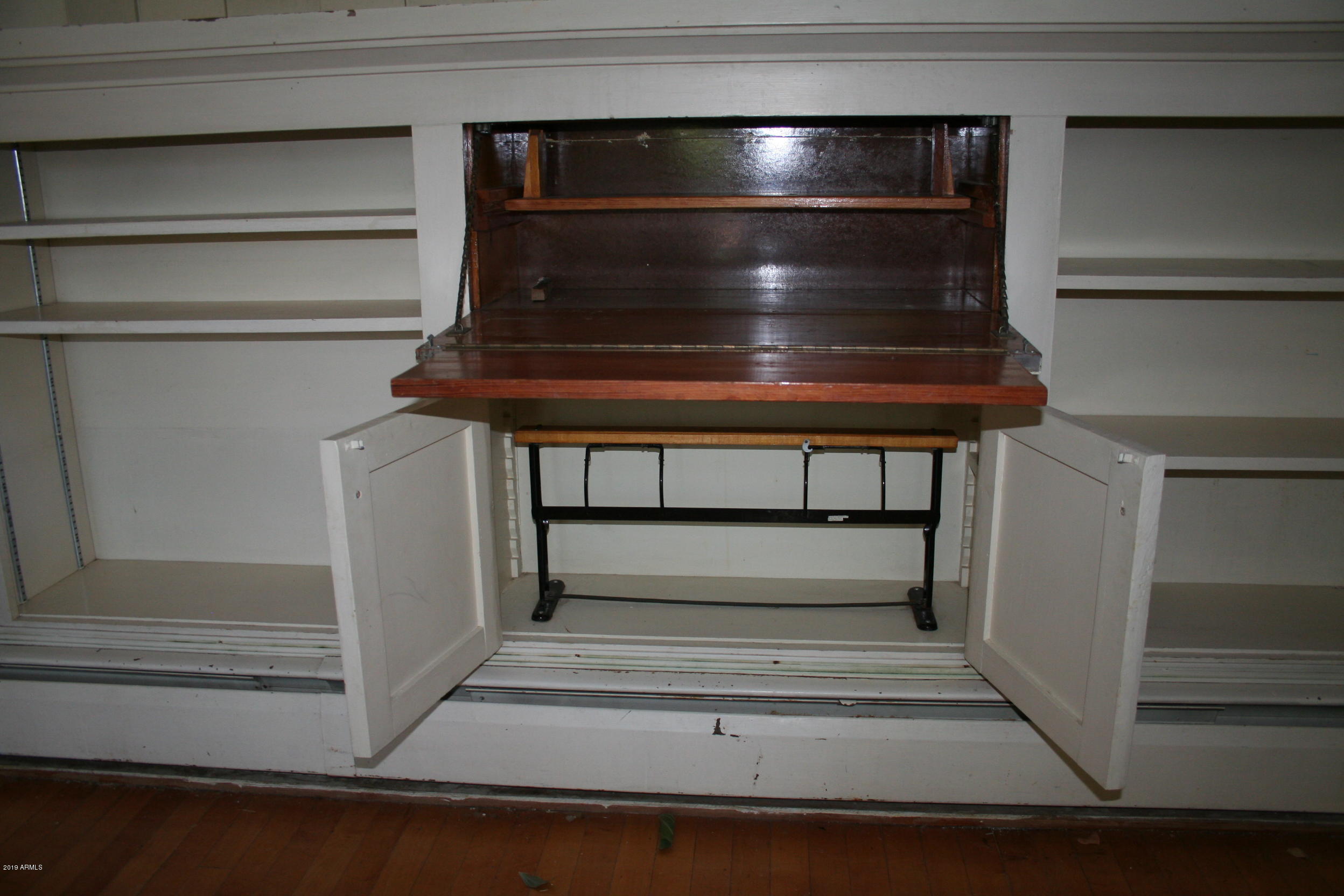 200 E Vista Bisbee, AZ 85603 - Photo 12 of 96 Library (typing or reading desk)