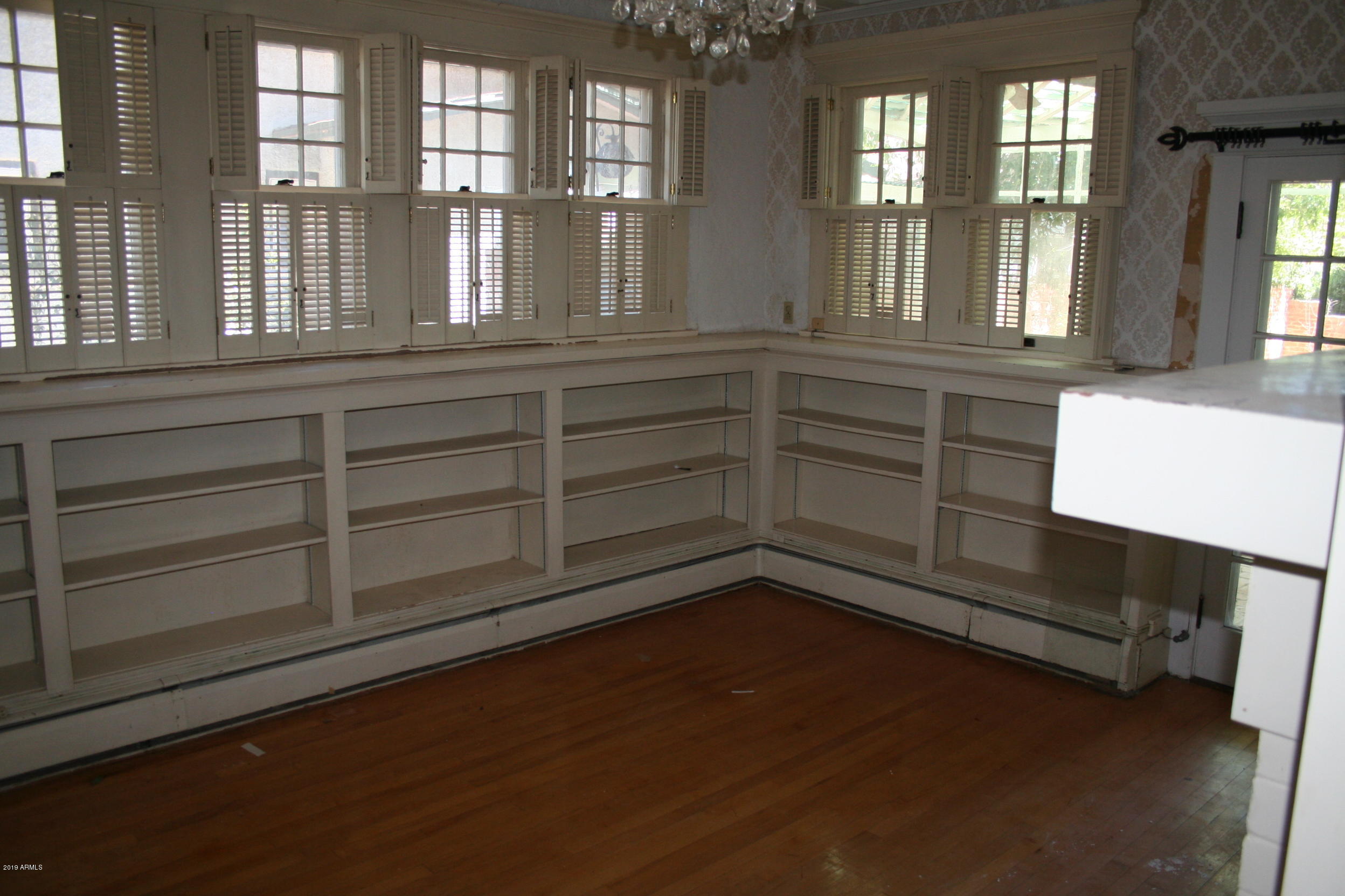 200 E Vista Bisbee, AZ 85603 - Photo 15 of 96 Library 1b