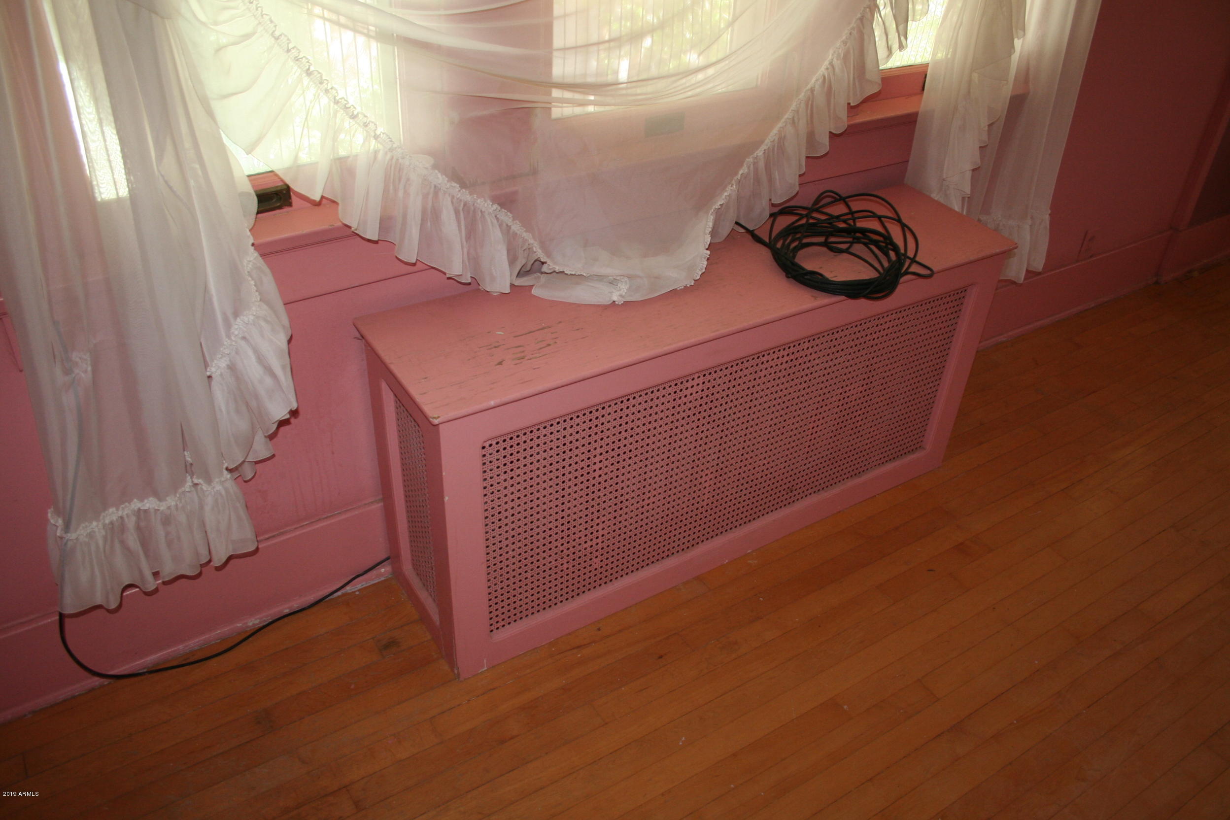 200 E Vista Bisbee, AZ 85603 - Photo 36 of 96 Master bedroom 2 (radiator,heat)