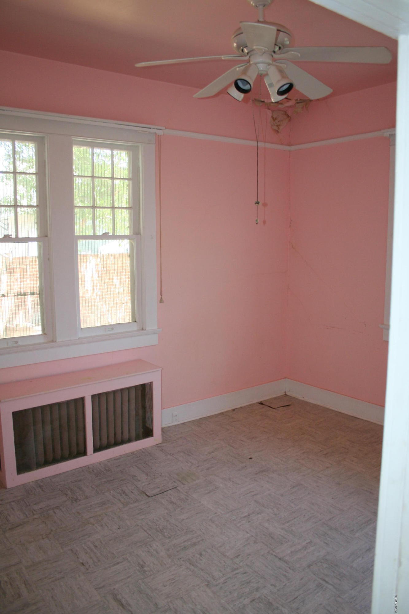 200 E Vista Bisbee, AZ 85603 - Photo 51 of 96 7th bedroom (guest) main level