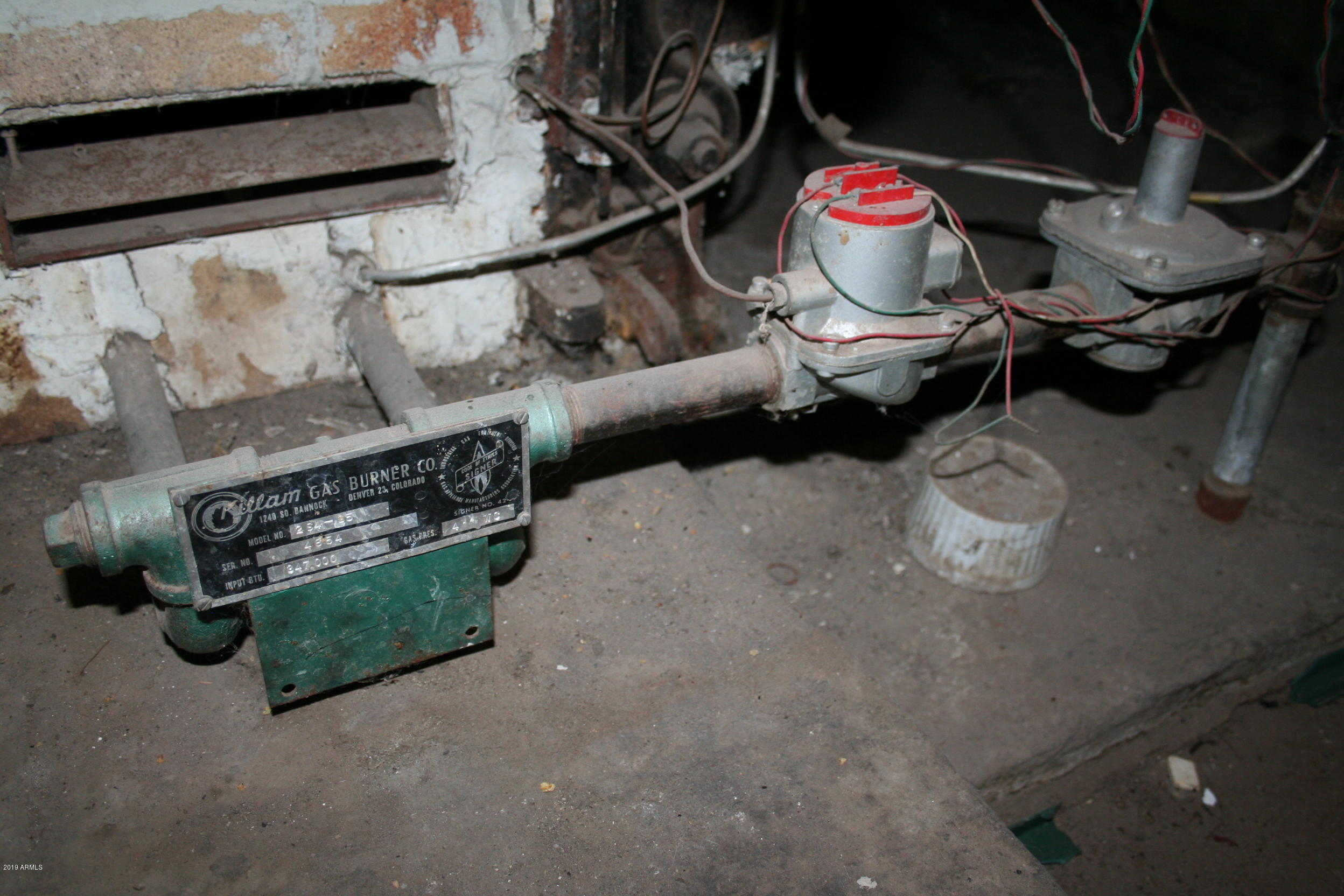 200 E Vista Bisbee, AZ 85603 - Photo 74 of 96 Boiler (gas burner)