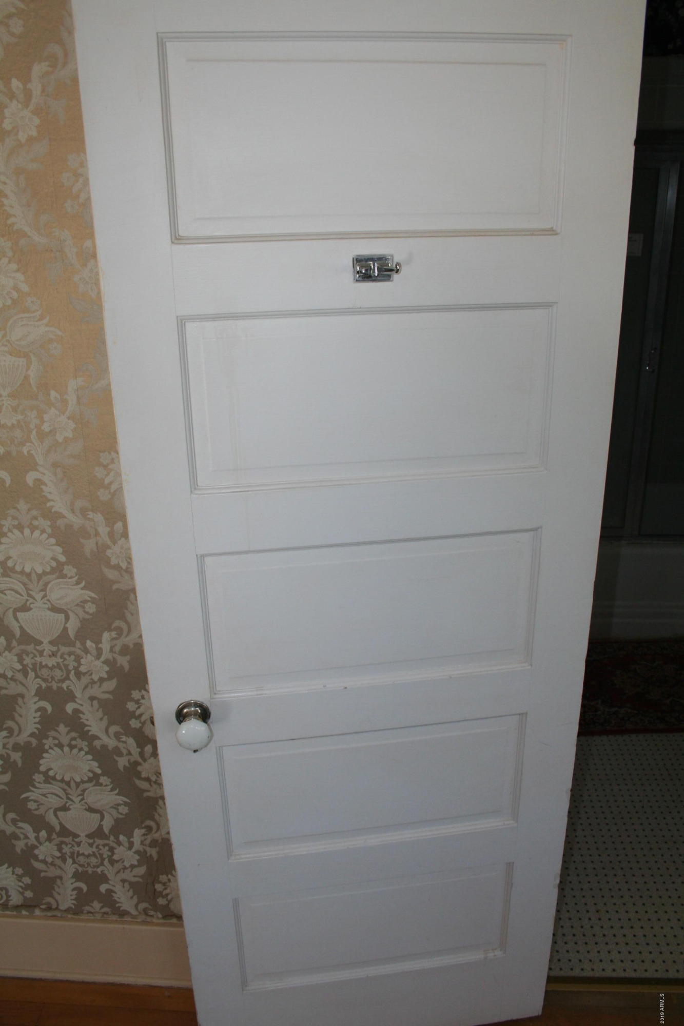 200 E Vista Bisbee, AZ 85603 - Photo 86 of 96 upgrade (original doors everywhere)