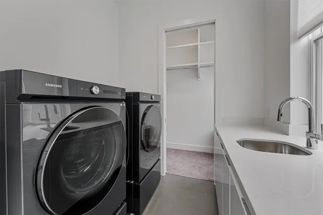 $5,100 | 5854 East Post Oak Lane, Houston, TX 77055