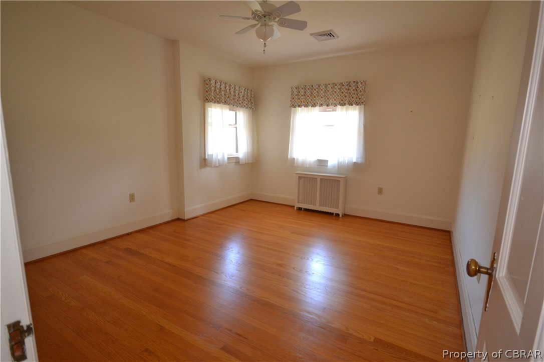 354 Sutton Avenue Reedville, VA 22539 - Photo 22 of 27