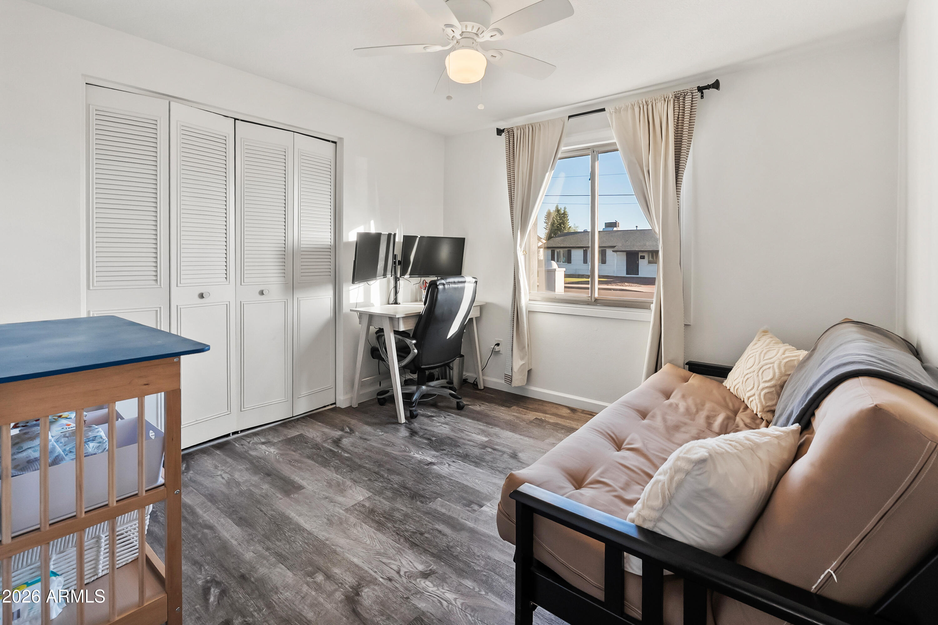 3628 East Hearn Road Phoenix, AZ 85032 - Photo 12 of 24 3628 E Hearn Rd-bed 3