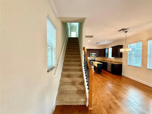 $2,495 | 633 Jetstar Lane, Oldsmar, FL 34677