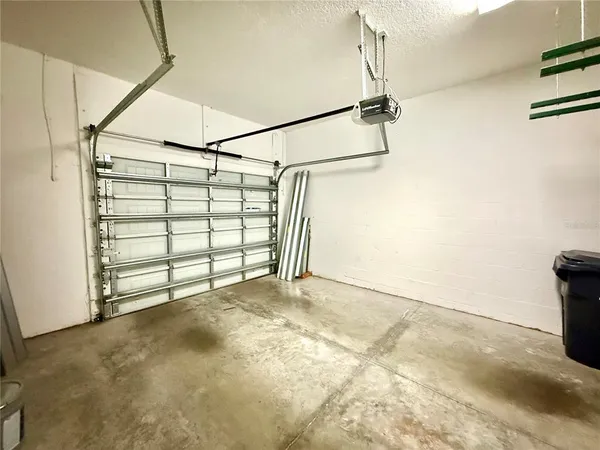 $2,495 | 633 Jetstar Lane, Oldsmar, FL 34677