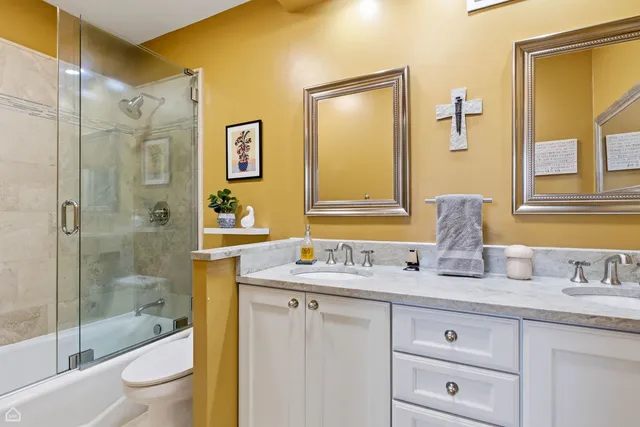 $449,000 | 3200 North Lake Shore Drive, Unit 604, Chicago, IL 60657