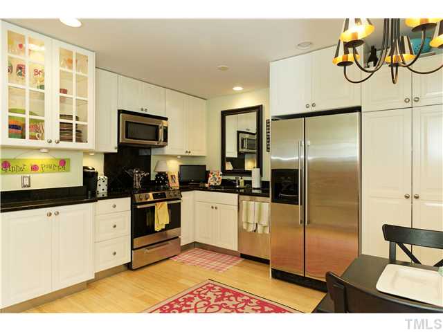 2524 Noble Road Raleigh, NC 27608 - Photo 3 of 16