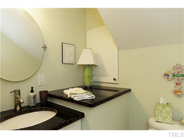 2524 Noble Road Raleigh, NC 27608 - Photo 6 of 16