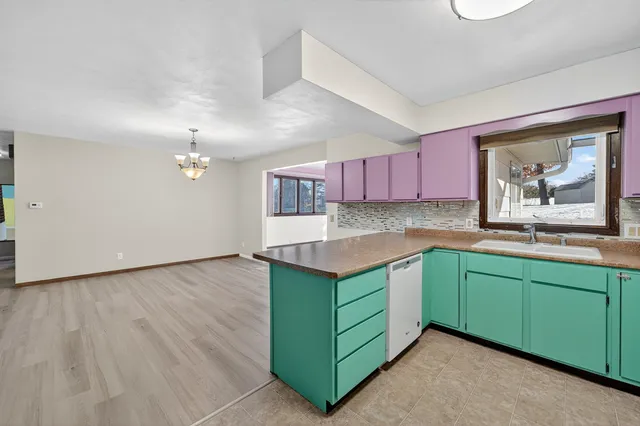 $420,000 | 122 Hillside Circle, New Glarus, WI 53574