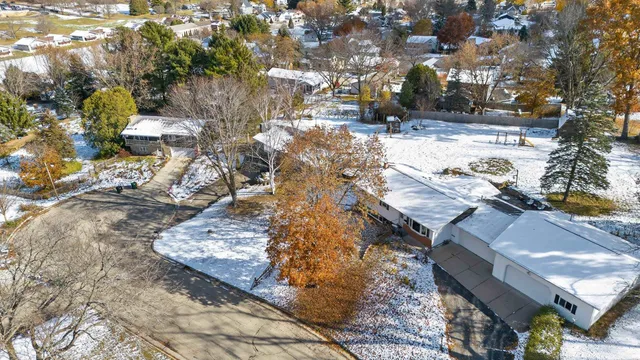 $420,000 | 122 Hillside Circle, New Glarus, WI 53574