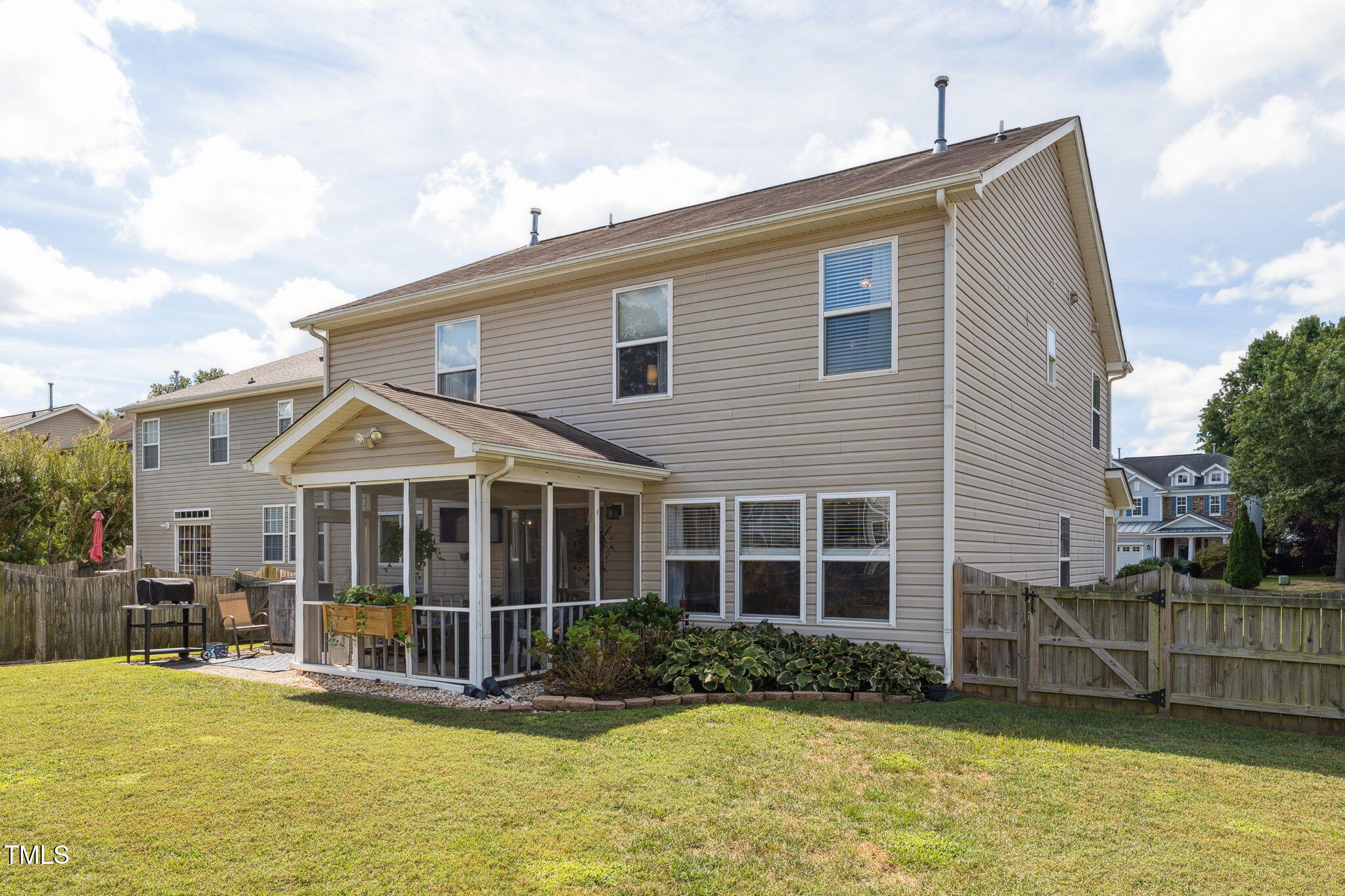 116 Cupp Court Raleigh, NC 27603 - Photo 5 of 32 5-web-or-mls-DSC06650