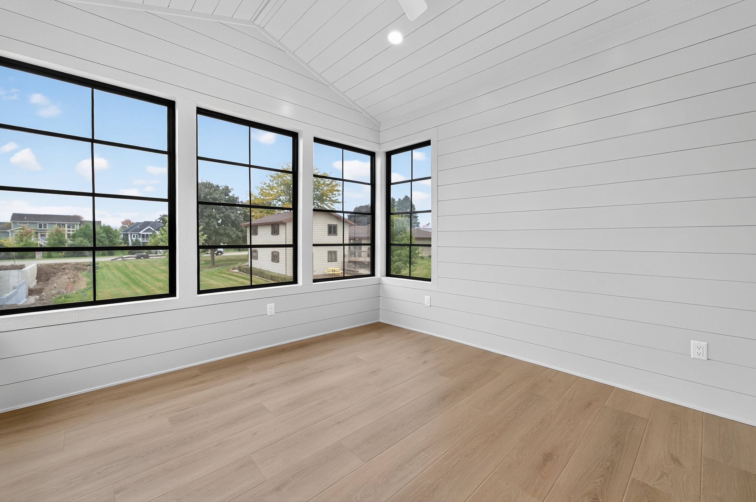 822 Westbridge Waunakee, WI 53597 - Photo 19 of 62