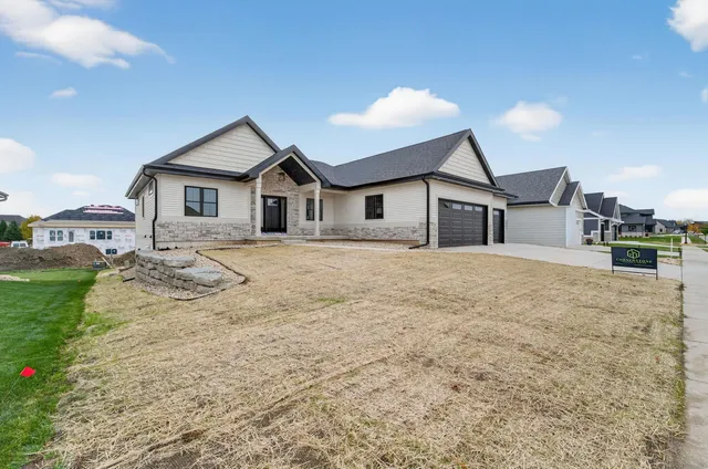 $865,000 | 822 Westbridge, Waunakee, WI 53597