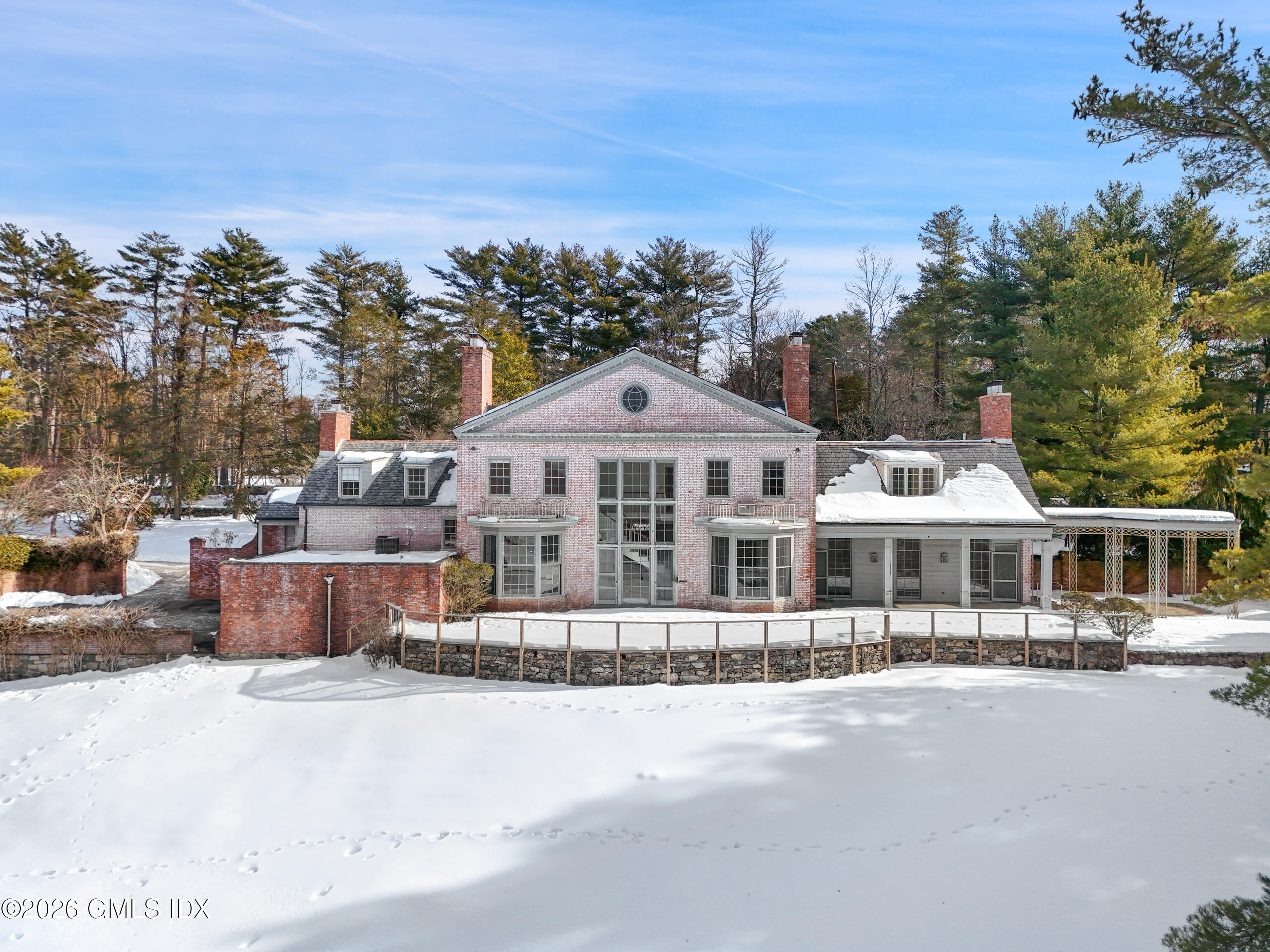188 Round Hill Road Greenwich, CT 06831 - Photo 19 of 30 REAR VIEW