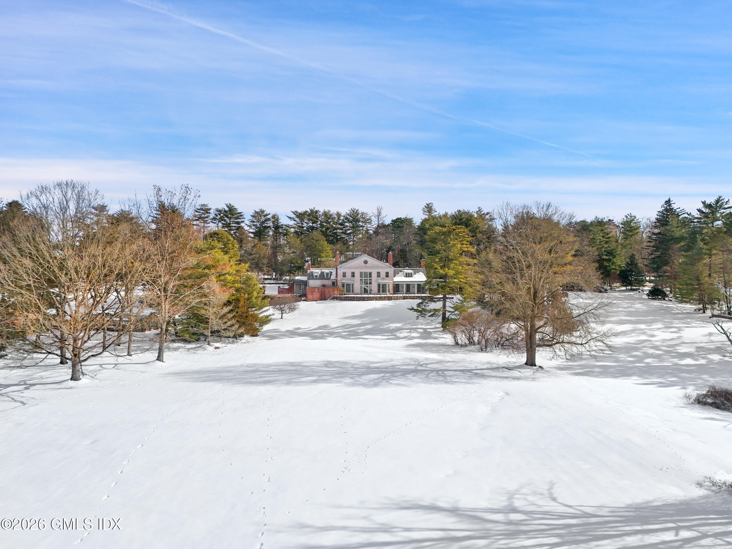 188 Round Hill Road Greenwich, CT 06831 - Photo 20 of 30 REAR AERIAL